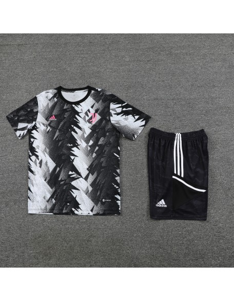 Shirt + Shorts Juventus 23/24